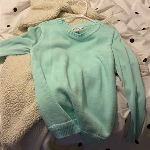Heavy vineyard vines sweater